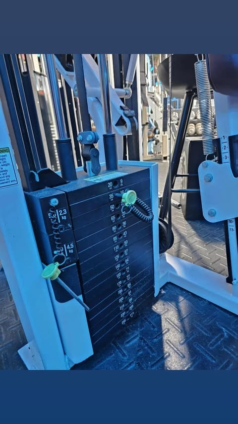 Nautilus Nitro Vertical Chest Press