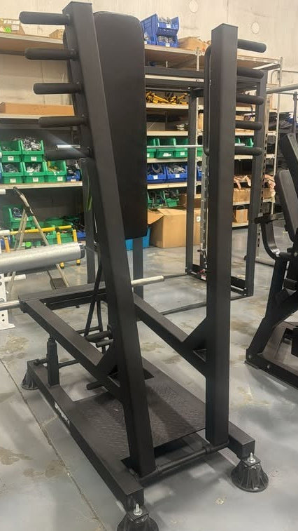 Dyna Body Standing Chest Press