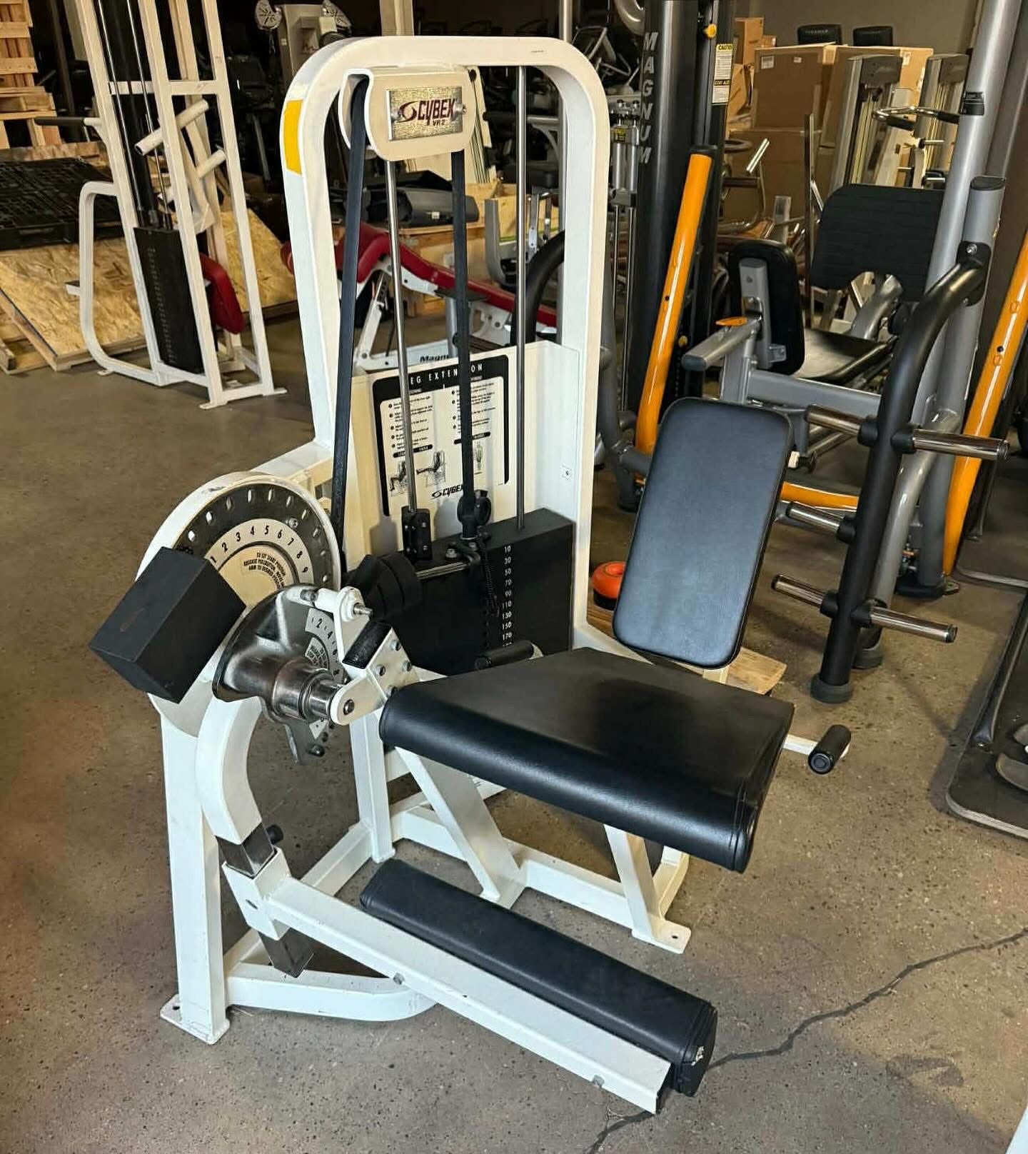 Cybex - Leg Extension