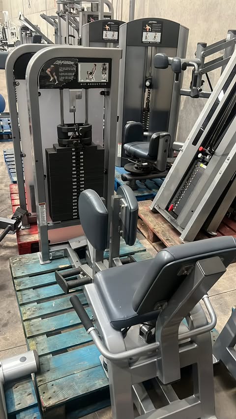 Life Fitness Pro 2 & Signature Series 15pc Complete Gym Line – Silver Finish