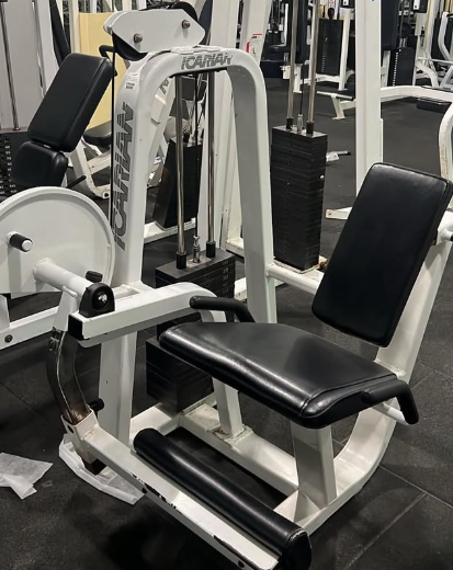 Precor Icarian White Leg Extension