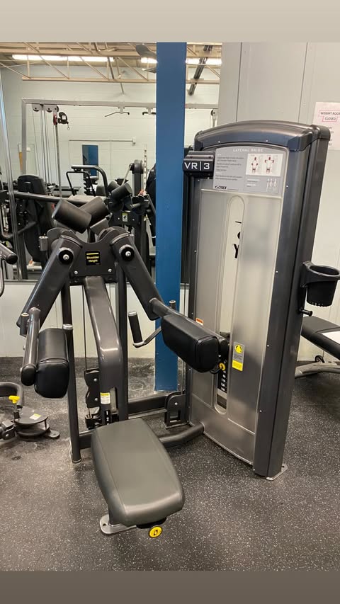 technogym vs cybex Cybex VR3 Side Lateral