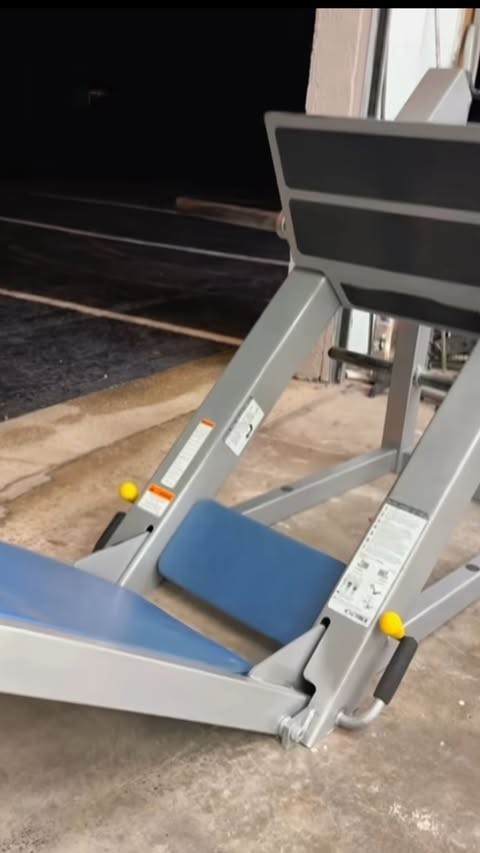 cybex plate loaded 45 degree leg press Cybex- OG Leg Press