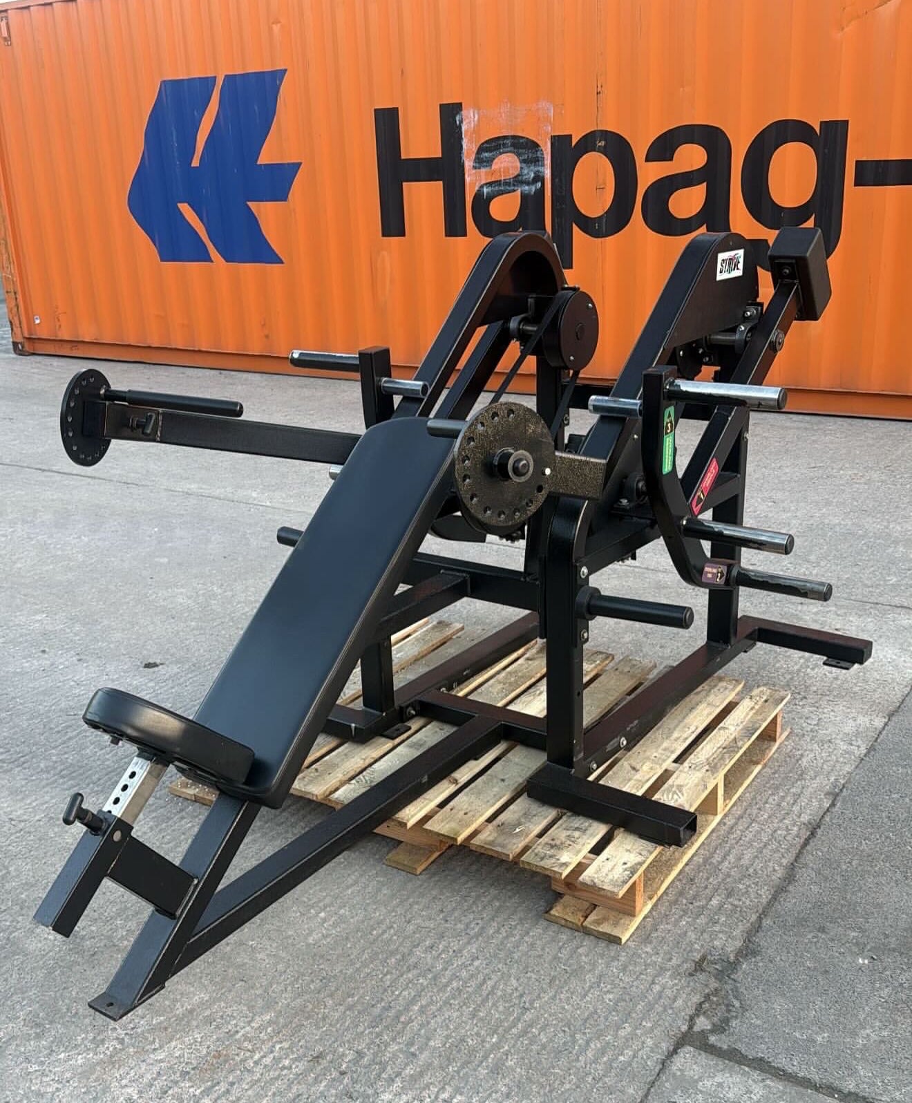 Strive Incline Chest Plate Loaded