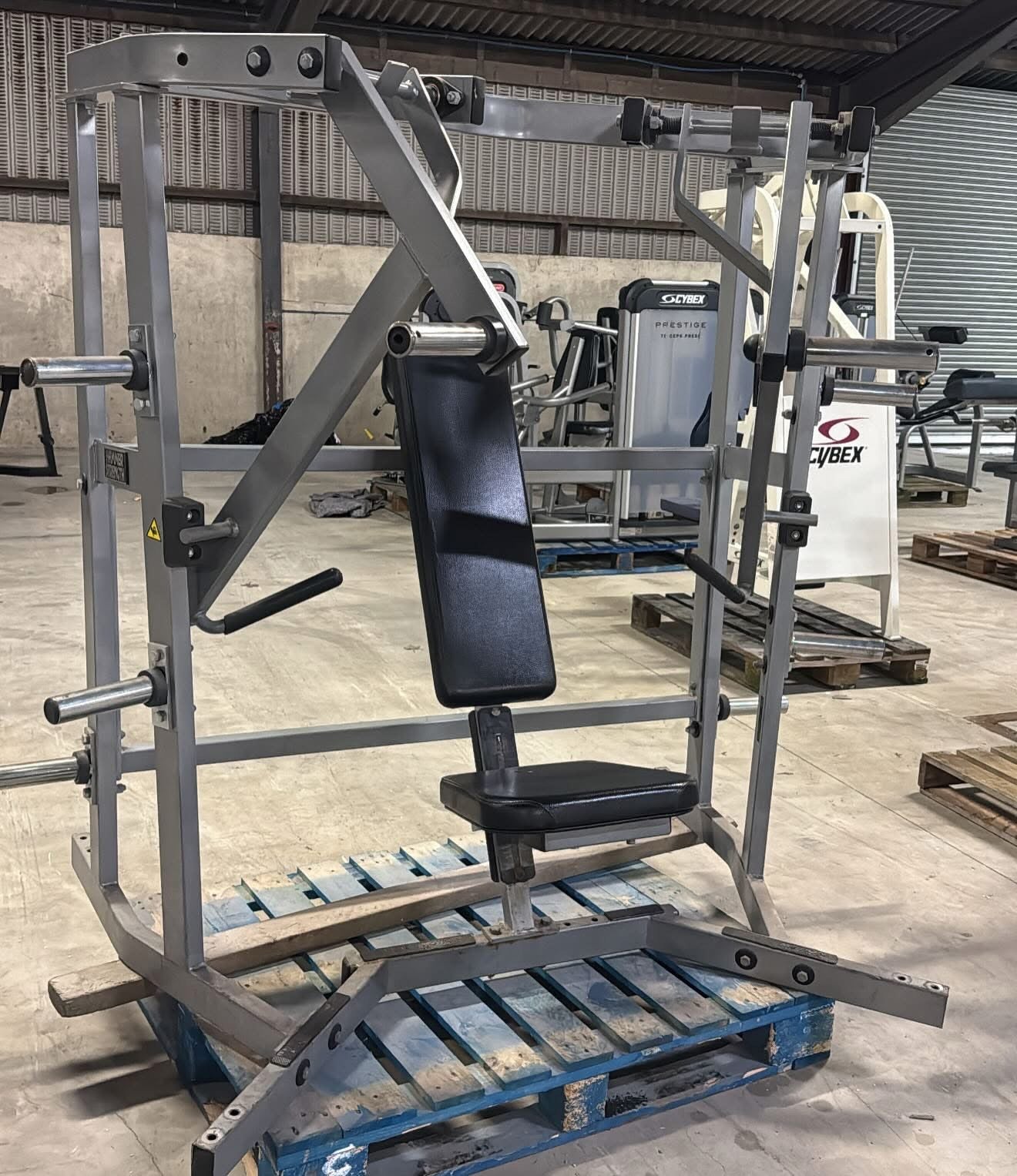 Hammer Strength - Wide Chest Press