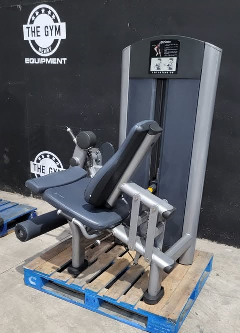 Life Fitness Pro 2 & Signature Series 15pc Complete Gym Line – Silver Finish