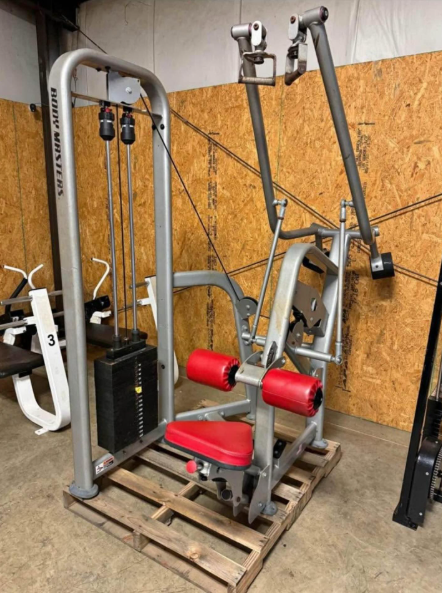 Bodymasters Lat Pulldown
