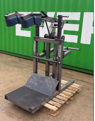 Legend Fitness Squat Machine