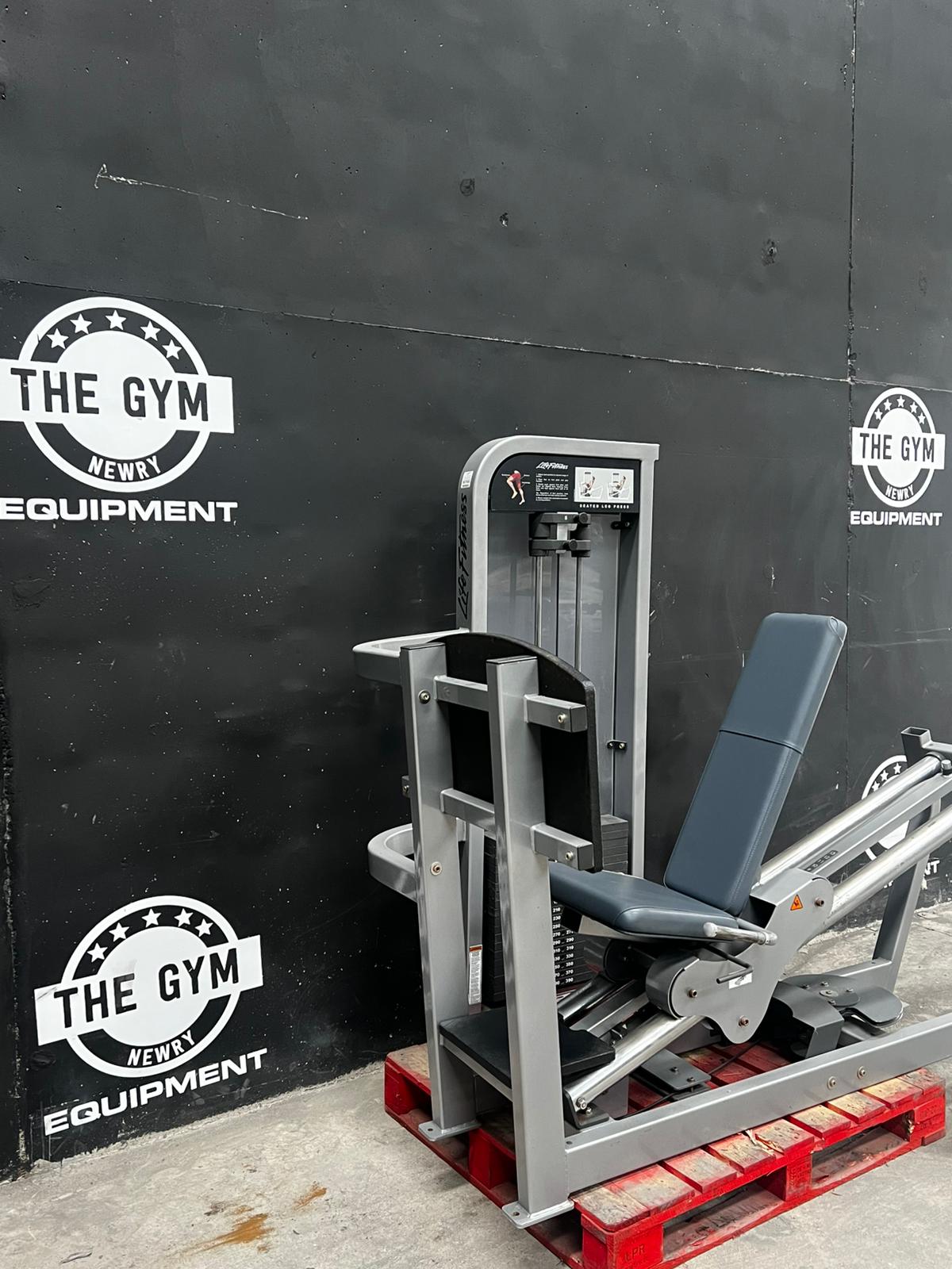 Life Fitness Pro 2 & Signature Series 15pc Complete Gym Line – Silver Finish