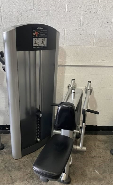 Life Fitness Signature Row/Rear Delt